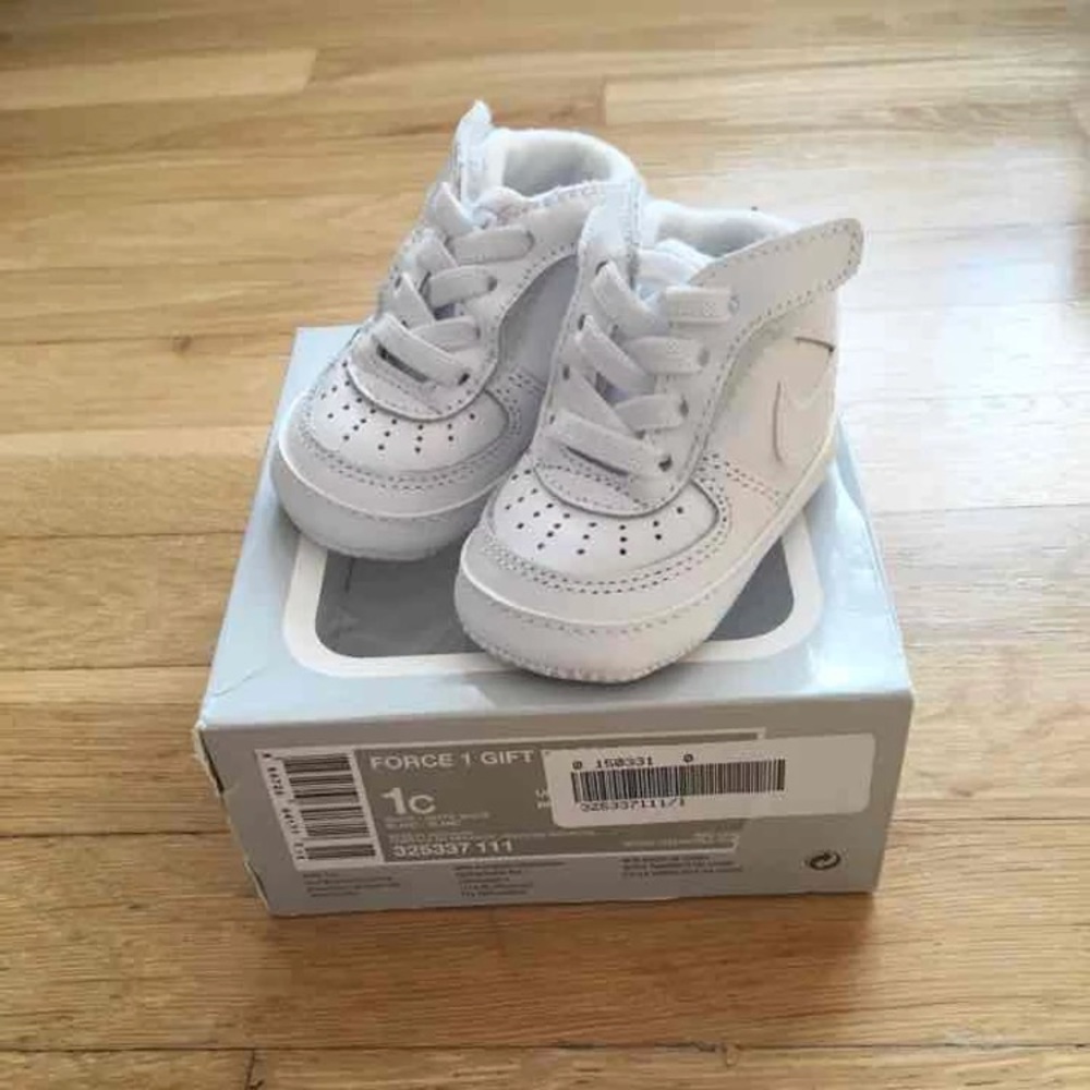 Baby Air Force 1